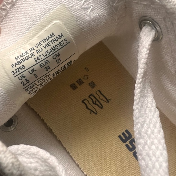 Converse chuck taylor youth (kids) white, sz 2.5 - Picture 8 of 15